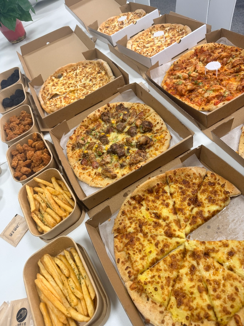 Meghaladta a mai boldogságszintet! Céges Pizza Party